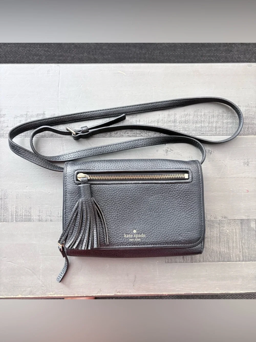 Kate Spade Chester Street Avie Bag Black